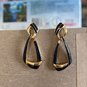 Vintage gold and black earrings